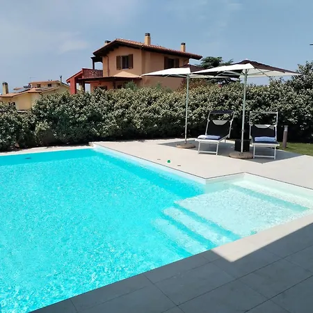 Desy 4* Quartu SantʼElena