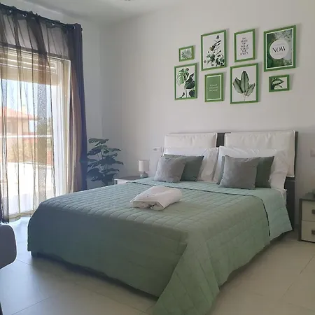 Desy Bed & Breakfast 4*