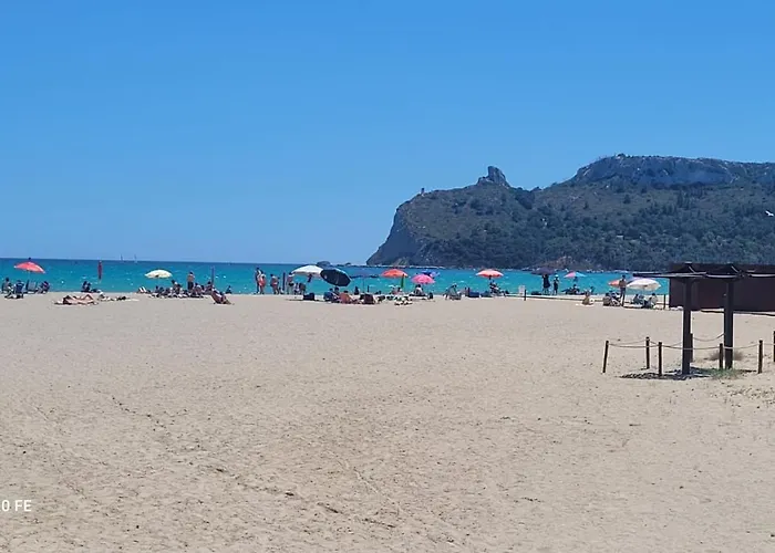 Alojamento de Acomodação e Pequeno-almoço Desy Quartu SantʼElena